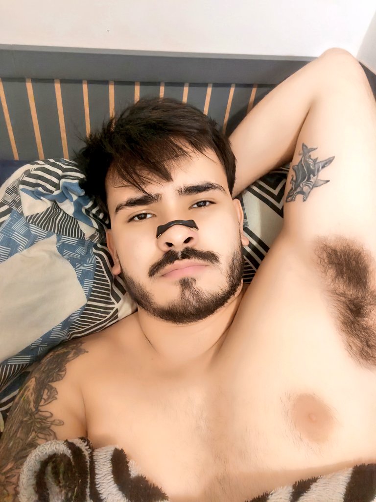 ativo romântico tweet media