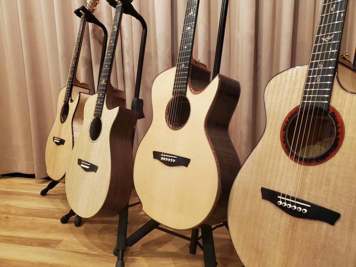 わたくし、伊藤智美
ギターメーカーNatashaのNatashaアーティストとしてこれからお世話になることになりました！！

3/28のホールコンサートにて
ナターシャギターを使った演奏も披露できるかと思います！

気の引き締まる思いです。
これからも引き続き精進します👏

natashaguitar.jp