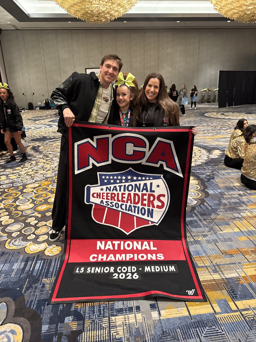 David J. Chao - ProFootballDoc tweet media