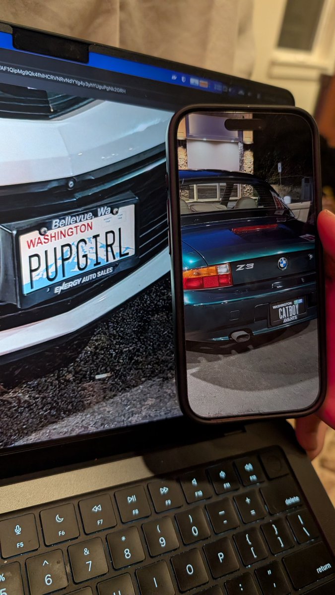 im witnessing a crazy ass meetup rn