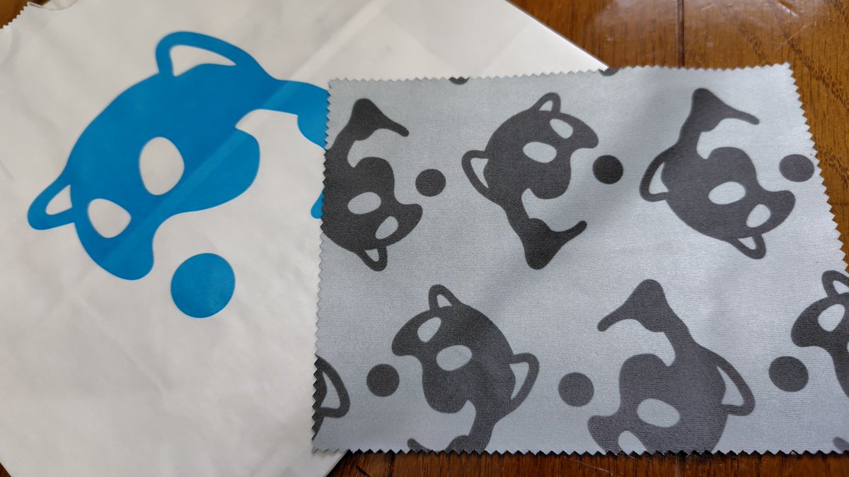 メガネを新調してきました
Zoffのメガネ拭きカワイーヌ🐾