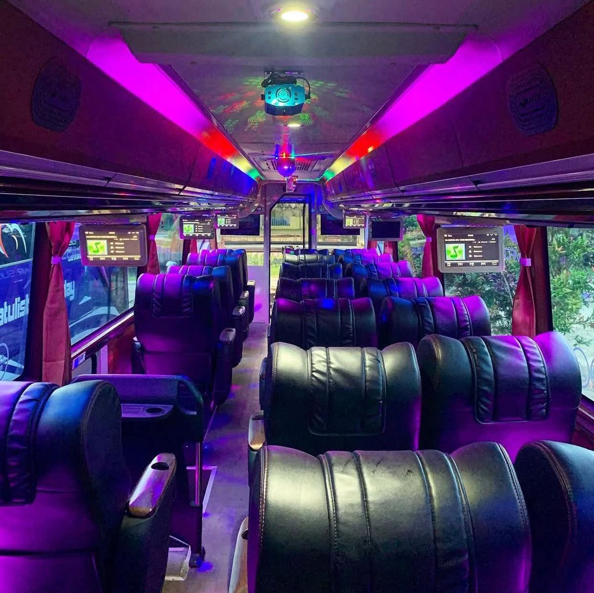 txt.daricalo tweet media