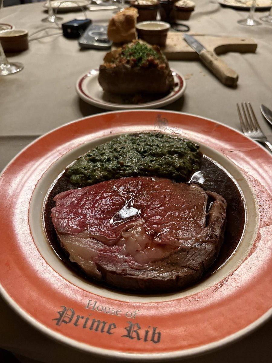 𝚓𝚒𝚖𝚖𝚢 tweet media