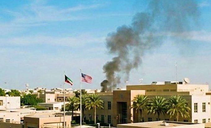 🚨🚨🚨 US EMBASSY IN KUWAIT HAS BEEN STRUCK BY A DRONE
#Iran #Khamenei #Traitors #Tehran #BreakingNews

Follow for more Update:- <a href="/illugril_007/">Ms_illu...</a>