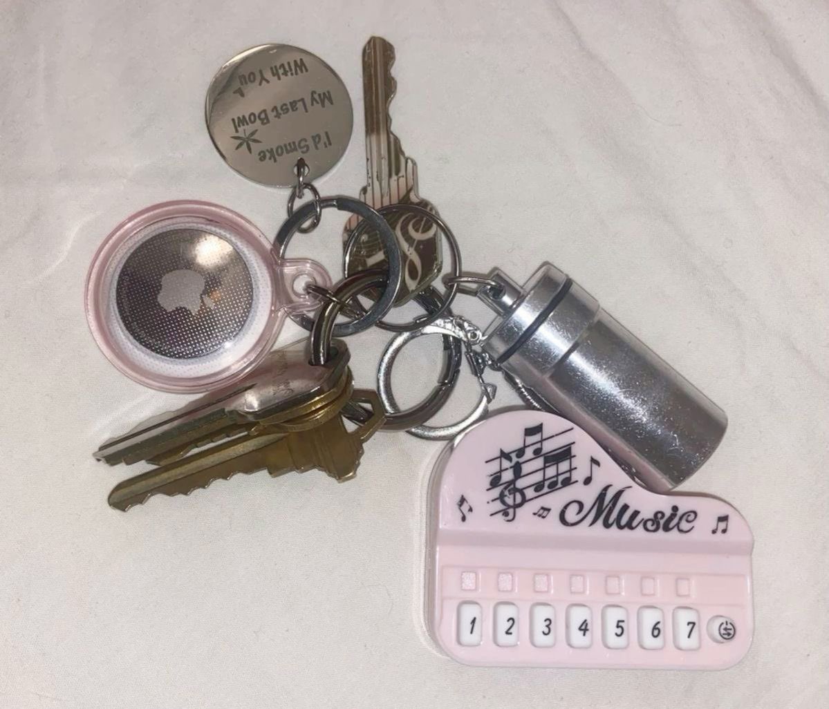 seap3arl's tweet image. a thread on my safe foods 𝜗𝜚⋆₊˚

low calorie (+guilt free) meals and snacks that dont taste like anorexia for edtwt