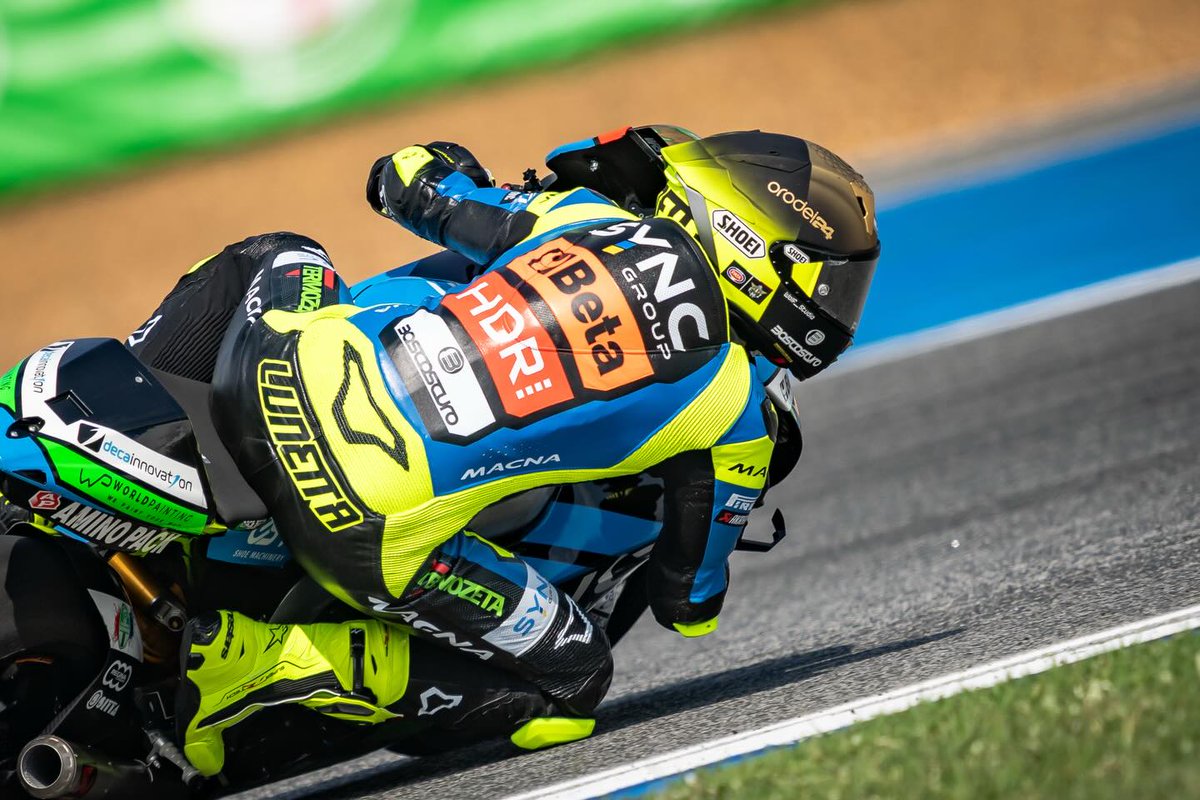 AlessioPiana130's tweet image. #Moto2 #ThaiGP 

Incolpevolmente finito a terra al secondo via della gara Moto2 a Buriram nella carambola con Sergio Garcia in curva 3, Luca Lunetta ha sfortunatamente riportato una frattura del perone della gamba destra, la stessa infortunata lo scorso anno ad Assen. Il rookie