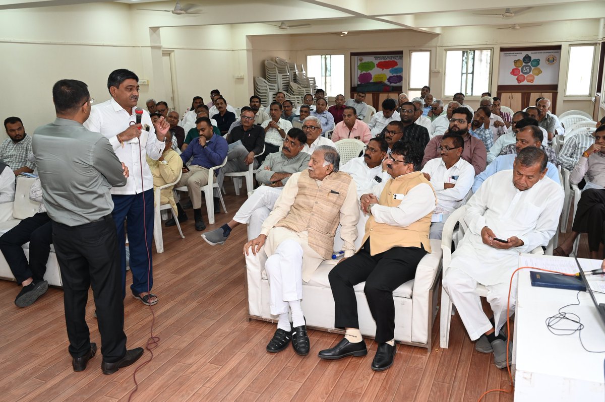 GSCU1960's tweet photo. The GSCU hosted a successful seminar on 01/03/2026 for Purchase &amp; Sales Cooperatives in Gujarat, graced by Dilipbhai Sanghani, Jethabhai Patel, and Ghanshyambhai Amin, with insights from Dinesh Suthar and National Cooperative Development Corporation driving  growth. 🙏

#Sahakar https://t.co/VHjF3GwdyA