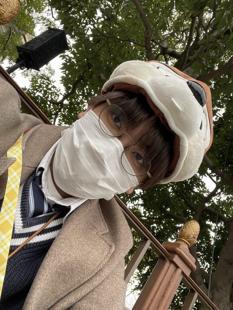 花粉しんどい
メガネもマスクも薬も役目果たせず