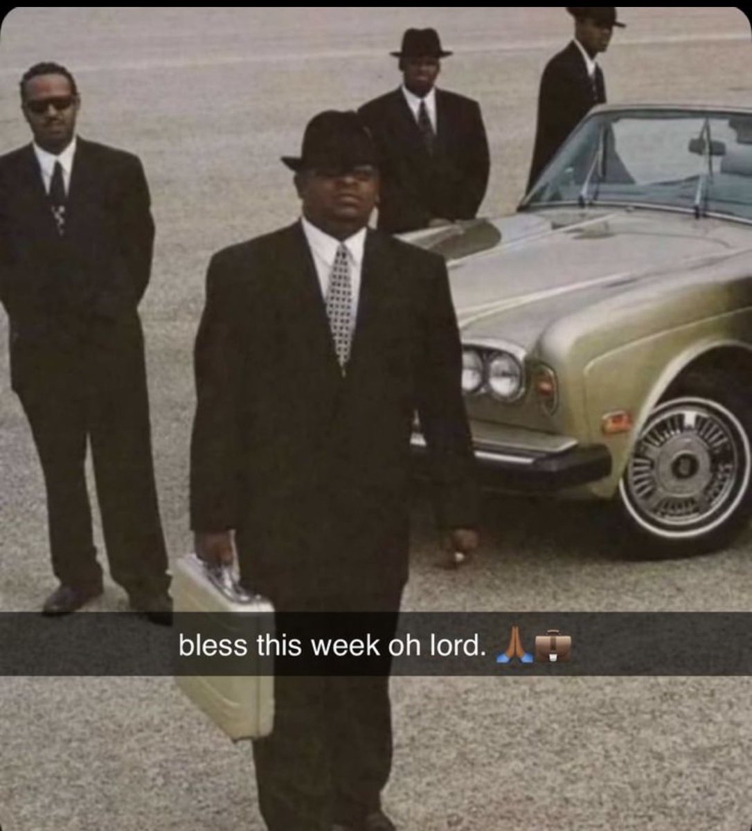 Morning everyone 

We pray for a blessed week 

Can I get a GM now?