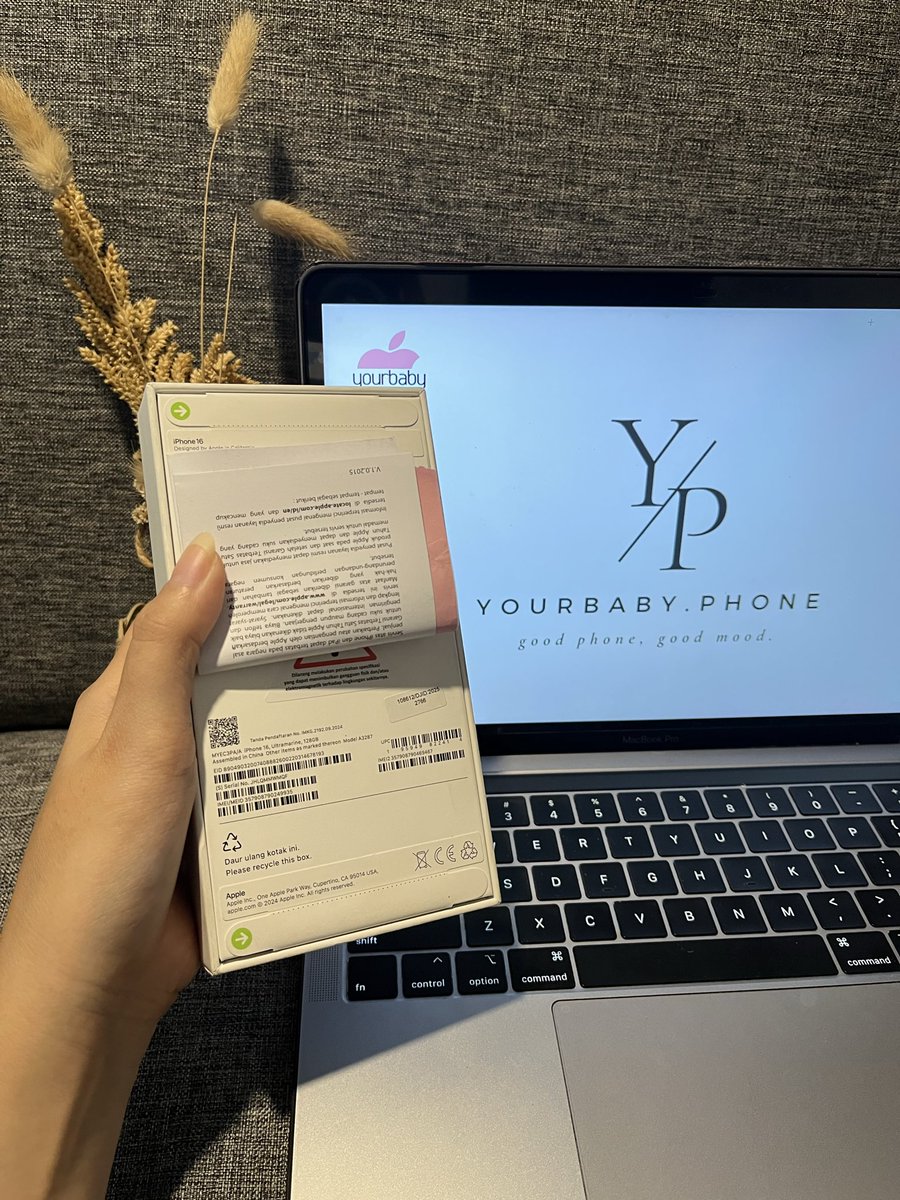 yourbaby.phone tweet media