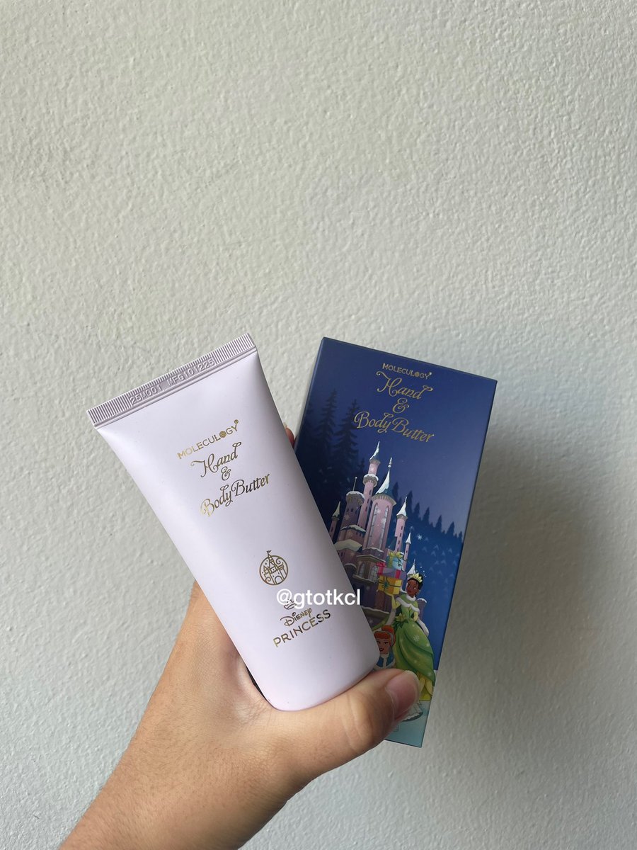 gtotkcl's tweet photo. ส่งต่อ hand &amp; body butter ของ moleculogy ค่า พอดีไม่ค่อยถูกจริตกับกลิ่นเลยส่งต่อค่ะ ใช้ไปน้อยม๊ากกกกกก 250รวมส่งค่า #ส่งต่อ #ส่งต่อเครื่องสำอาง #ส่งต่อเครื่องสําอางค์ #ส่งต่อสกินแคร์ #moleculogy https://t.co/16jKPDXrzA