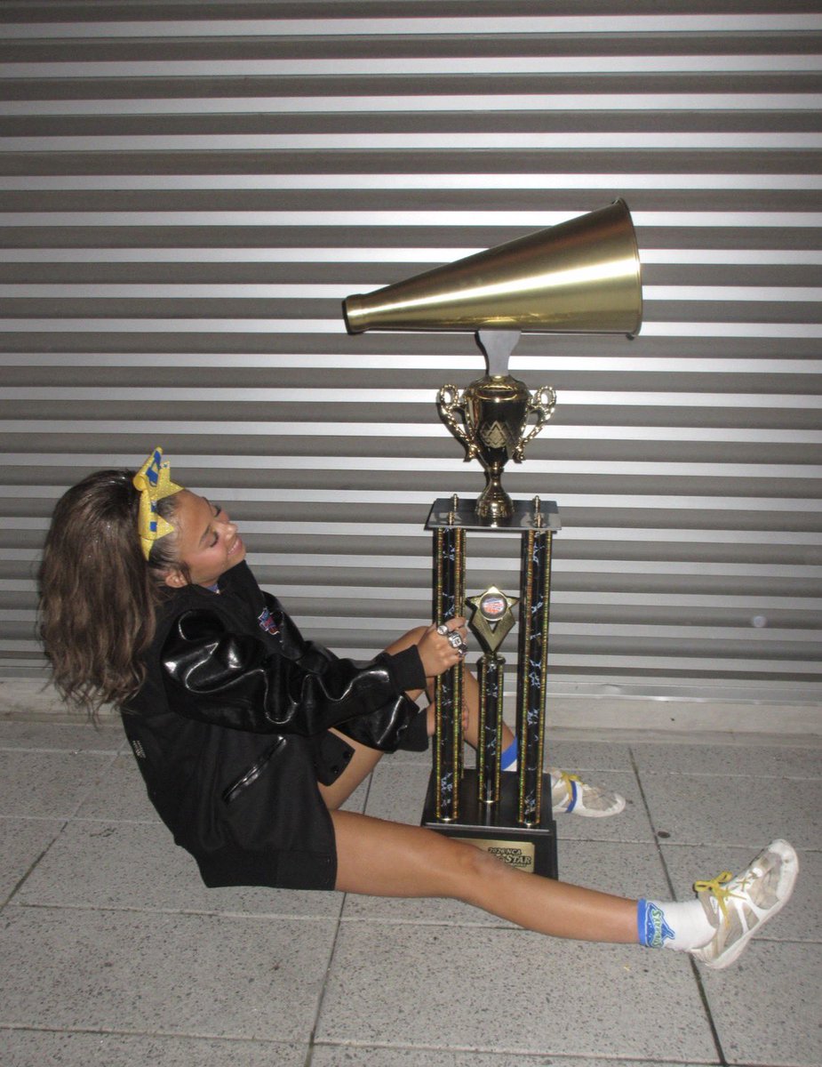 Vivi☀️ tweet media