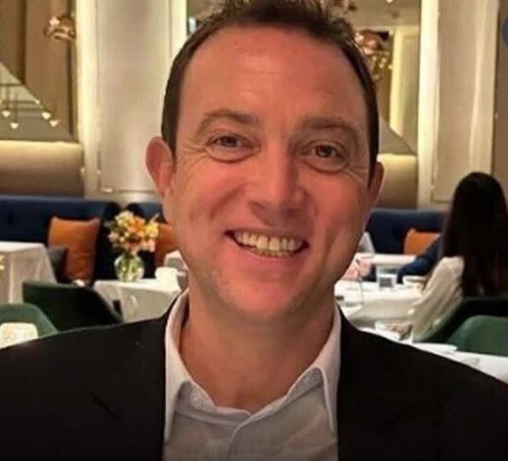 ด่วน! ออกหมายจับ เบน สมิธ-ภรรยา พบหลักฐานชัด หลอกลงทุนข้ามชาติ