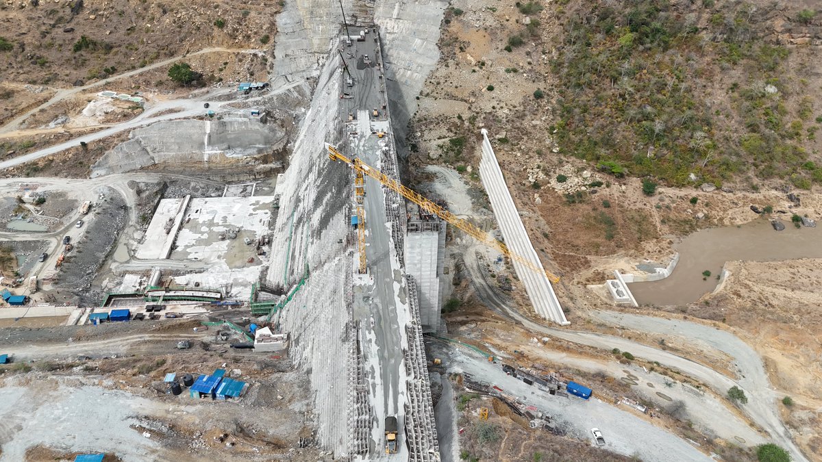 KWSCRP_'s tweet photo. The Mwache Dam Project in Kwale County is progressing steadily, with construction works now over 76% complete. 

Once complete, the project is expected to enhance water supply reliability of 186,000 m³ of water per day for Kwale and Mombasa Counties. https://t.co/1sHzMKSUHg