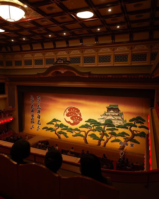 IS FILM WORLD tweet media