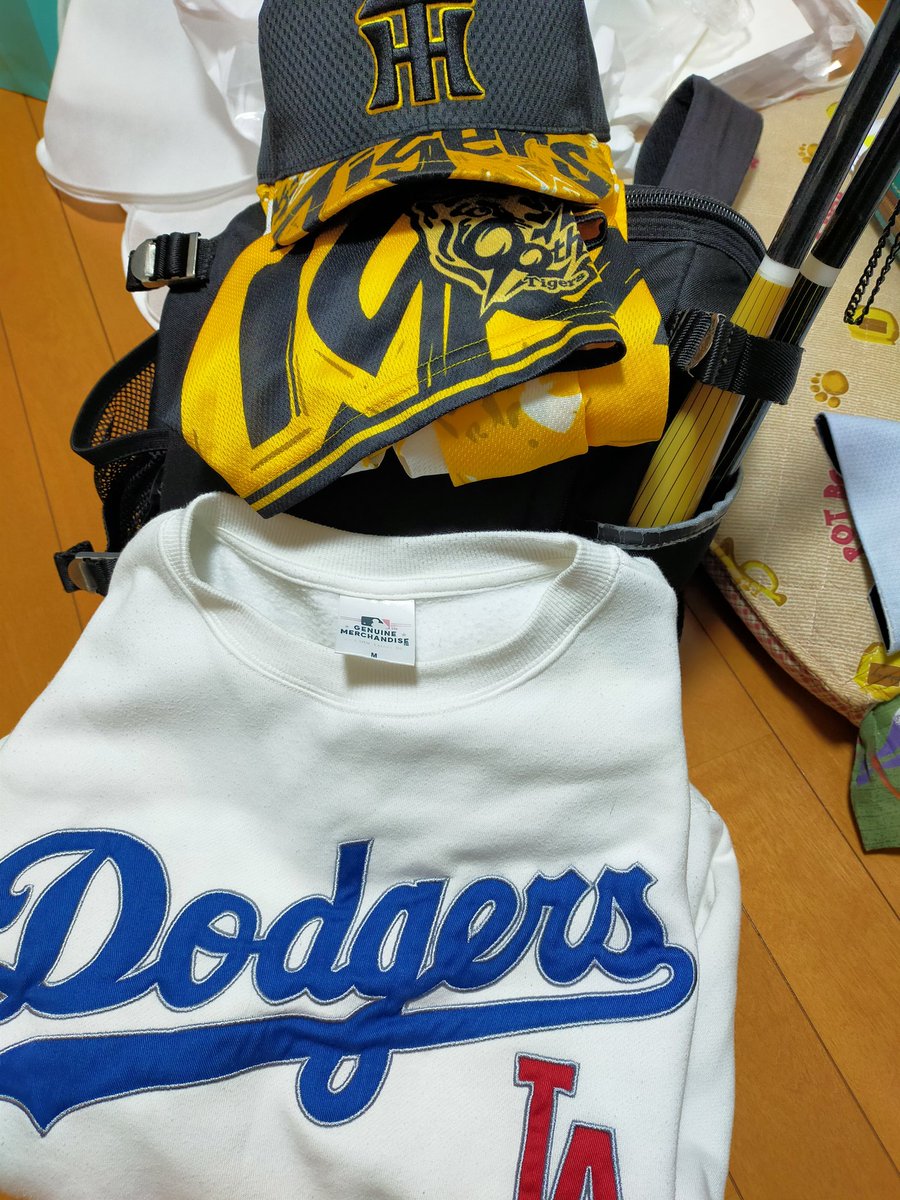 reasonwhyae861's tweet photo. 今日は侍J対オリックスやけどレフトスタンド(侍J側)やから阪神ファンがおっても許されるやろ(目当ては大谷やけどなw) https://t.co/MinjApYw0G
