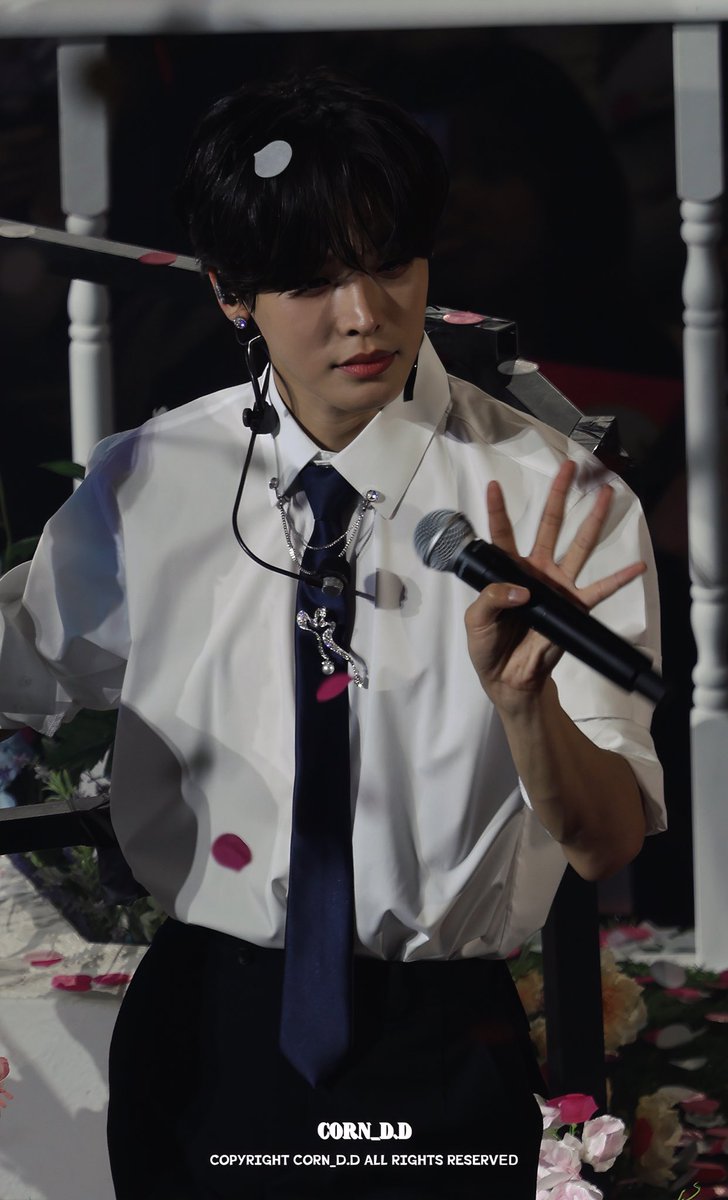 corn_d.d tweet media