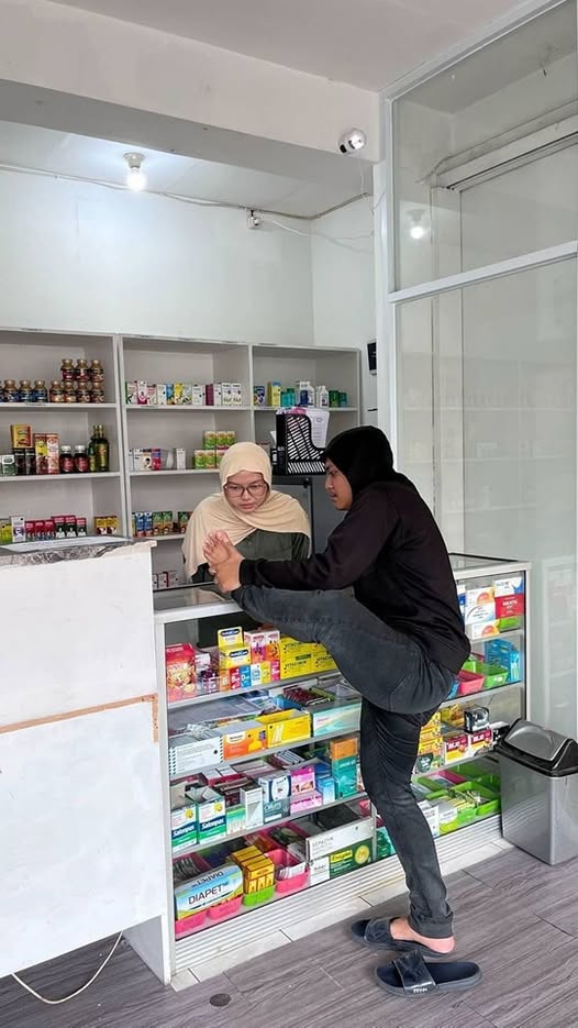 Tolong kaki saya sakit