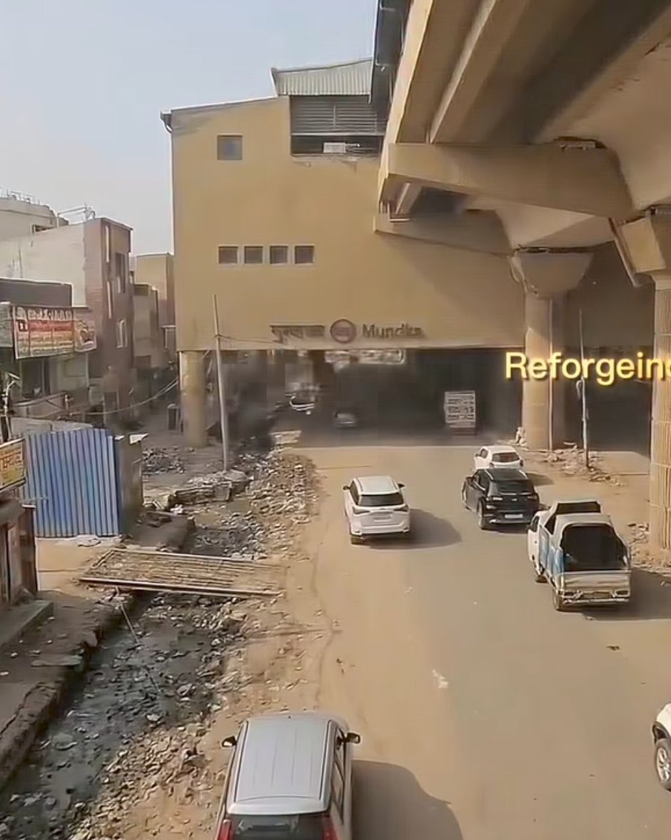 Tejusurya_'s tweet image. One of the country is at war can you identify which one ??

India                                 Bahrain