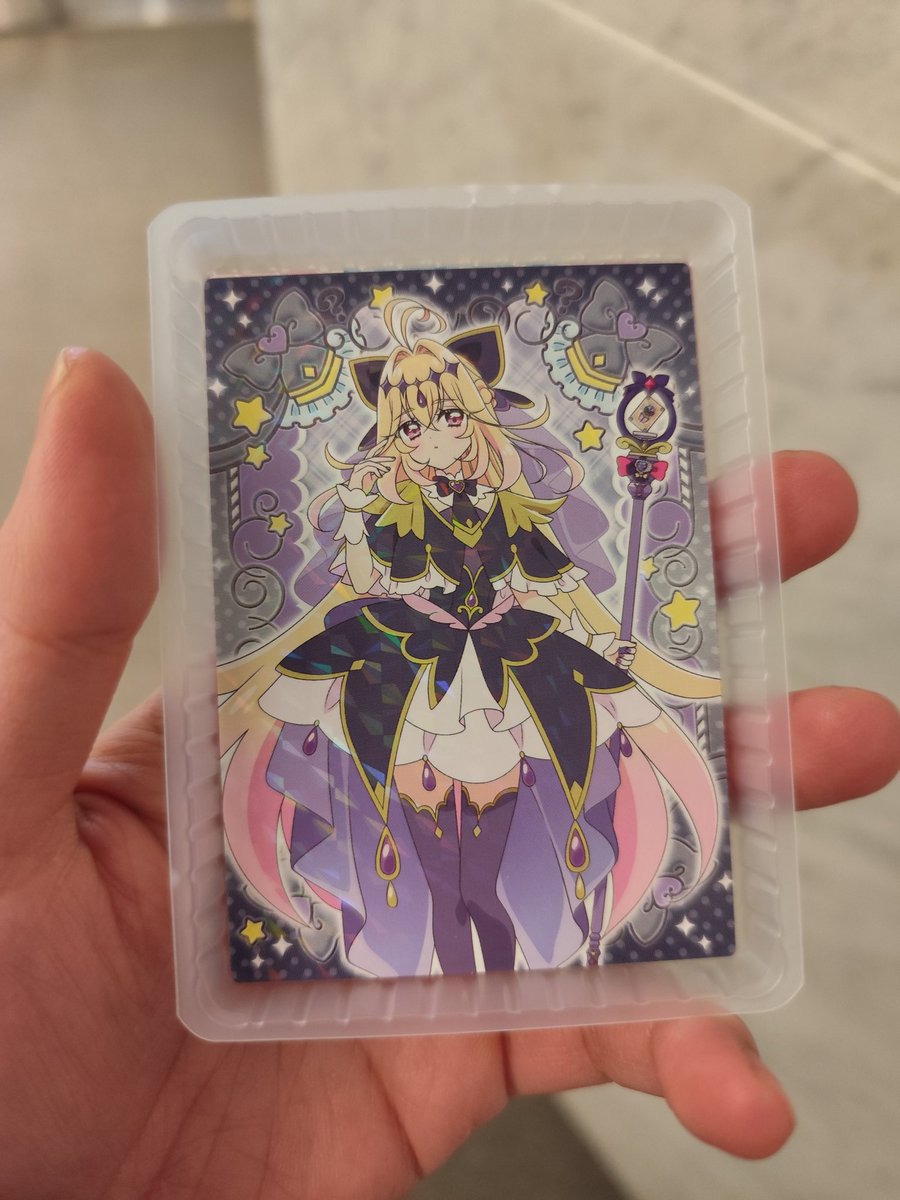 名探偵プリキュアのキラキラトレーディングコレクションでアルカナ