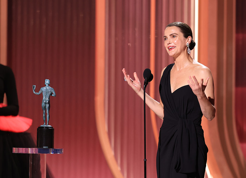 Fam4Fun's tweet image. ⭐️Kudos to Keri Russell on her #ActorsAwards Win!
Keri deserved it for The Americans, so thankful that she was finally recognized for her brilliant acting
in The Diplomat.