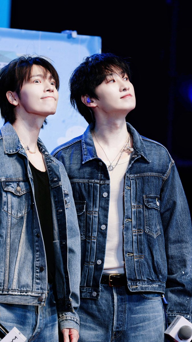 ELF2005116's tweet photo. 귀여움
#DONGHAE #EUNHYUK
#동해 #은혁
#SuperJuniorDnE https://t.co/uTFkZ5uuUV