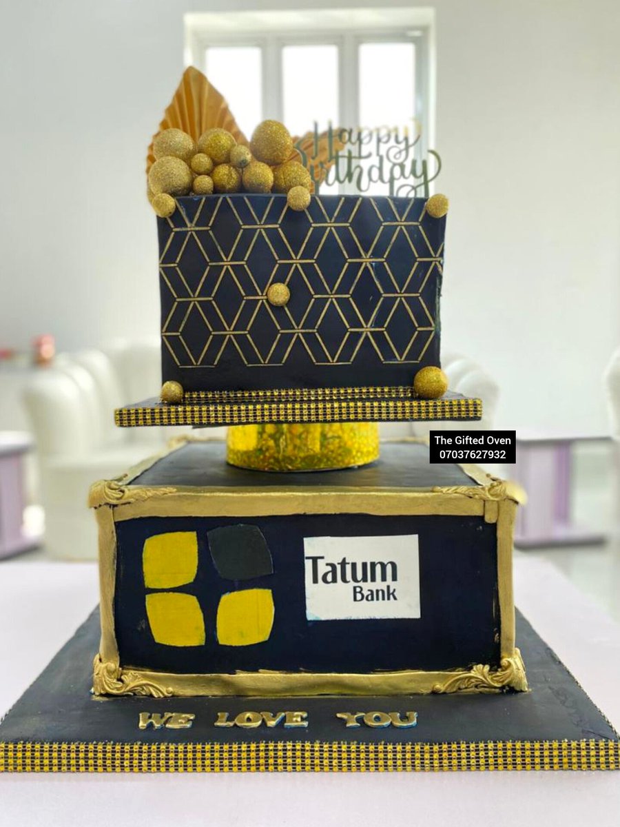Tatum Bank called and we delivered 😍🥰
Creating beautiful cakes is all we do🥰.

Description; 14 &amp; 10 inches 
📍 Owerri
To order, kindly contact us via WhatsApp
wa.me/+2347037627932
Thank you!!!

#thegiftedoven #owerribaker