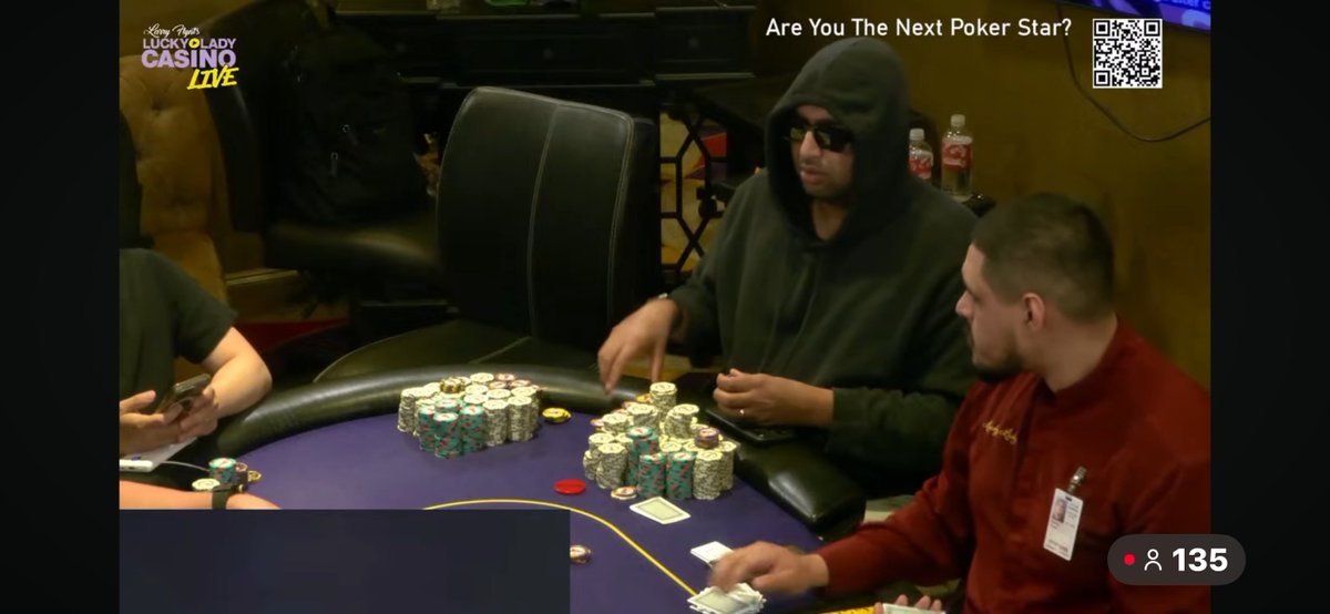 This game is 👀👀👀 right now!