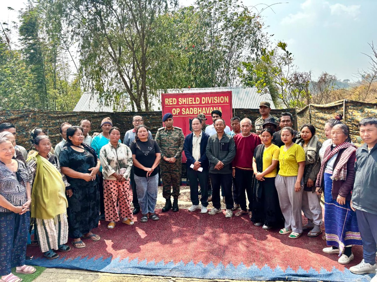 JunailAbdul's tweet photo. Red Shield Division under #SpearCorps, as part of Operation Sadbhavana, provided approximately 5,000 metres of water supply pipes along with accessories to residents of #Paniel, #Kangpokpi, #Manipur, to ease daily water challenges. The formation also established Computer Training https://t.co/R7JODmZAi8