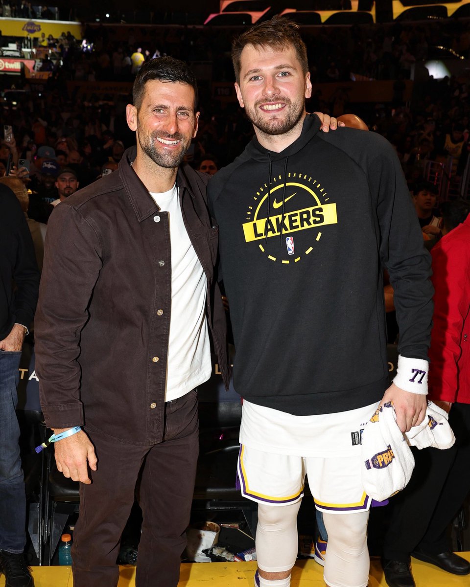Novak Djokovic with LeBron James and Luka Doncic at the Lakers Game. 

Elite company. 

(via <a href="/NBA/">NBA</a>)