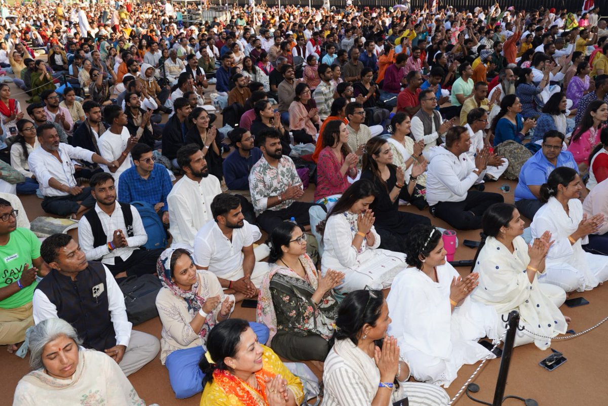 Sadhguru tweet media