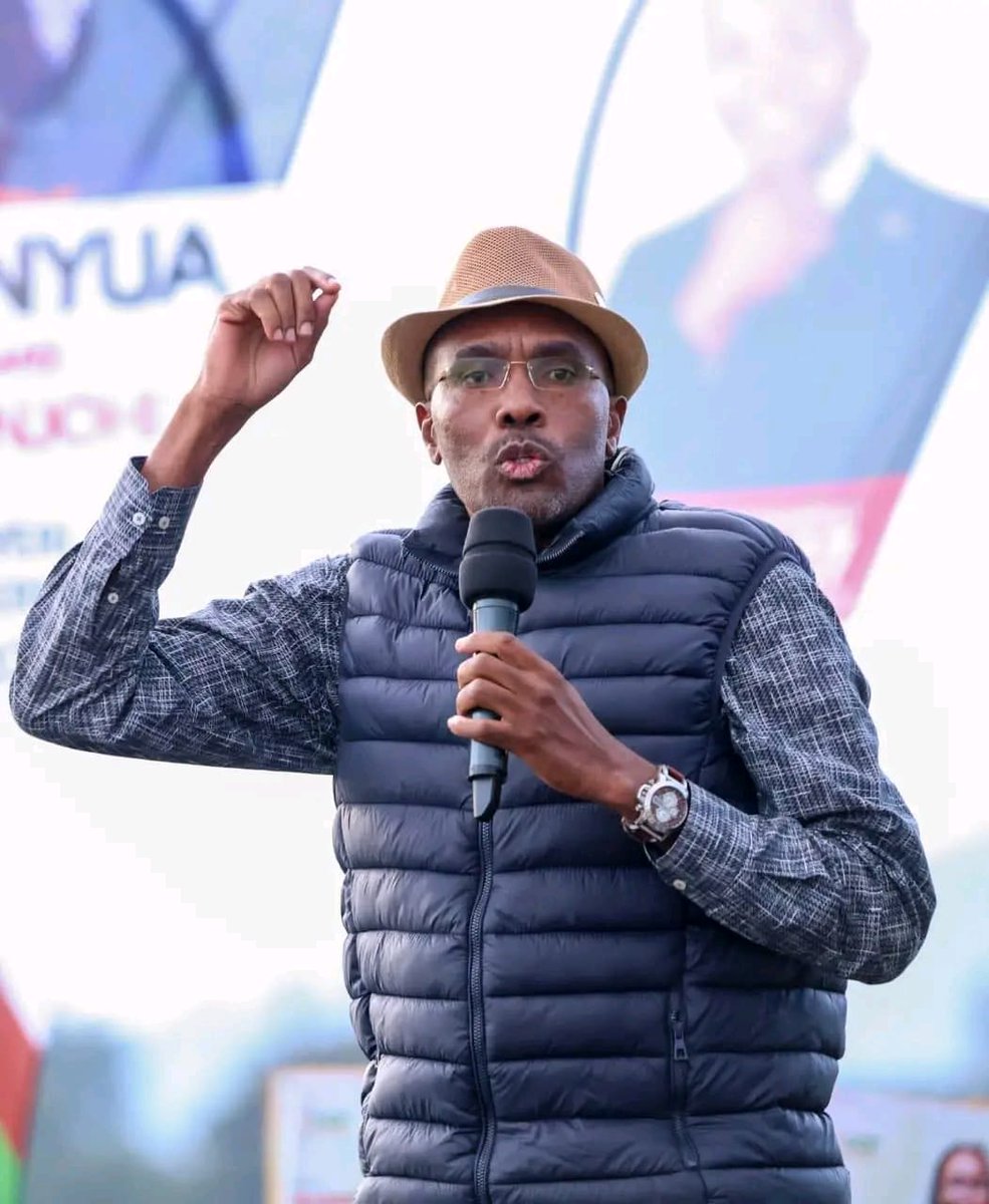 Wakabando's tweet photo. Asante Kieni, Nyeri.
#Kabando4Senator
#RutoMustGo https://t.co/80NhueASwM
