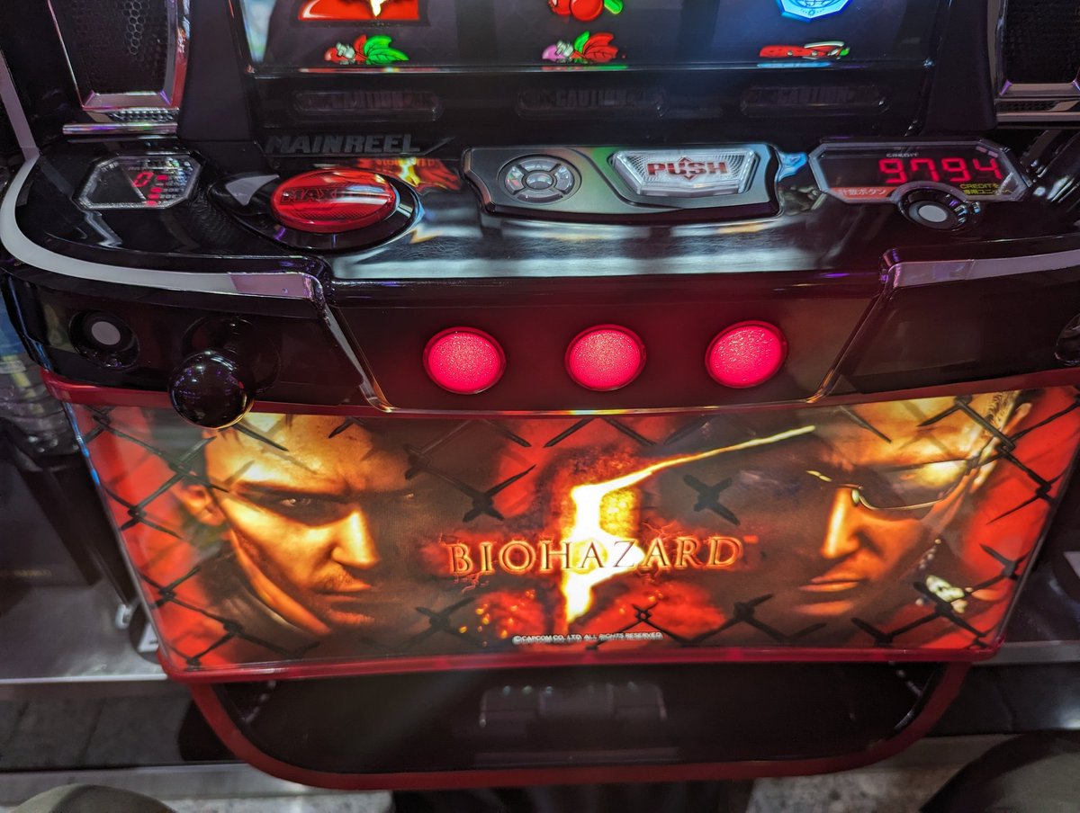 ぷれじでんと tweet media