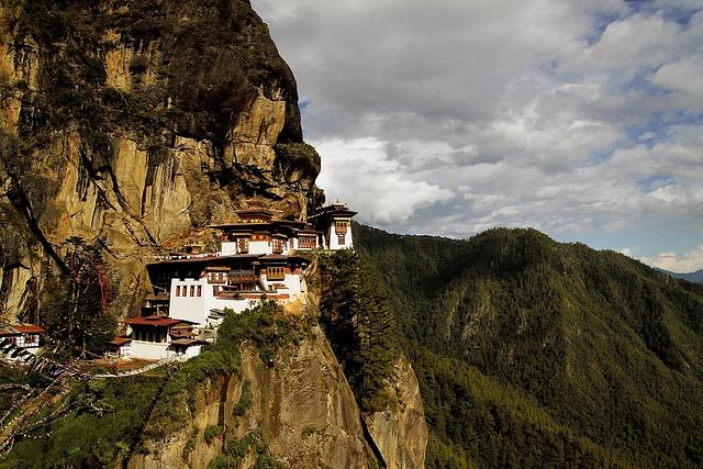 _capitalcities's tweet photo. Bhutan's Rights Challenges Persist Despite Promises of Progress https://t.co/RZN9kRxIbi https://t.co/MQsnVdS8QR
