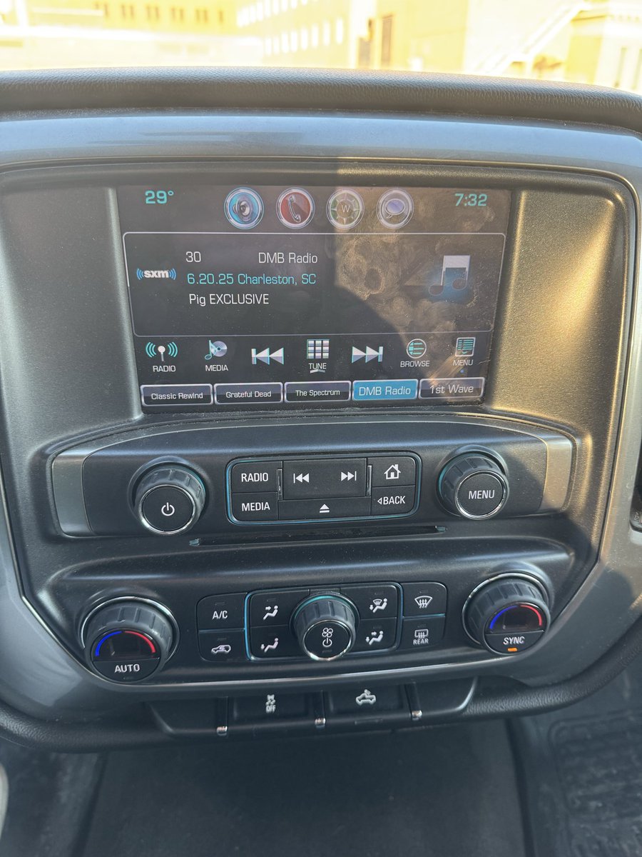 Chow Wong tweet media