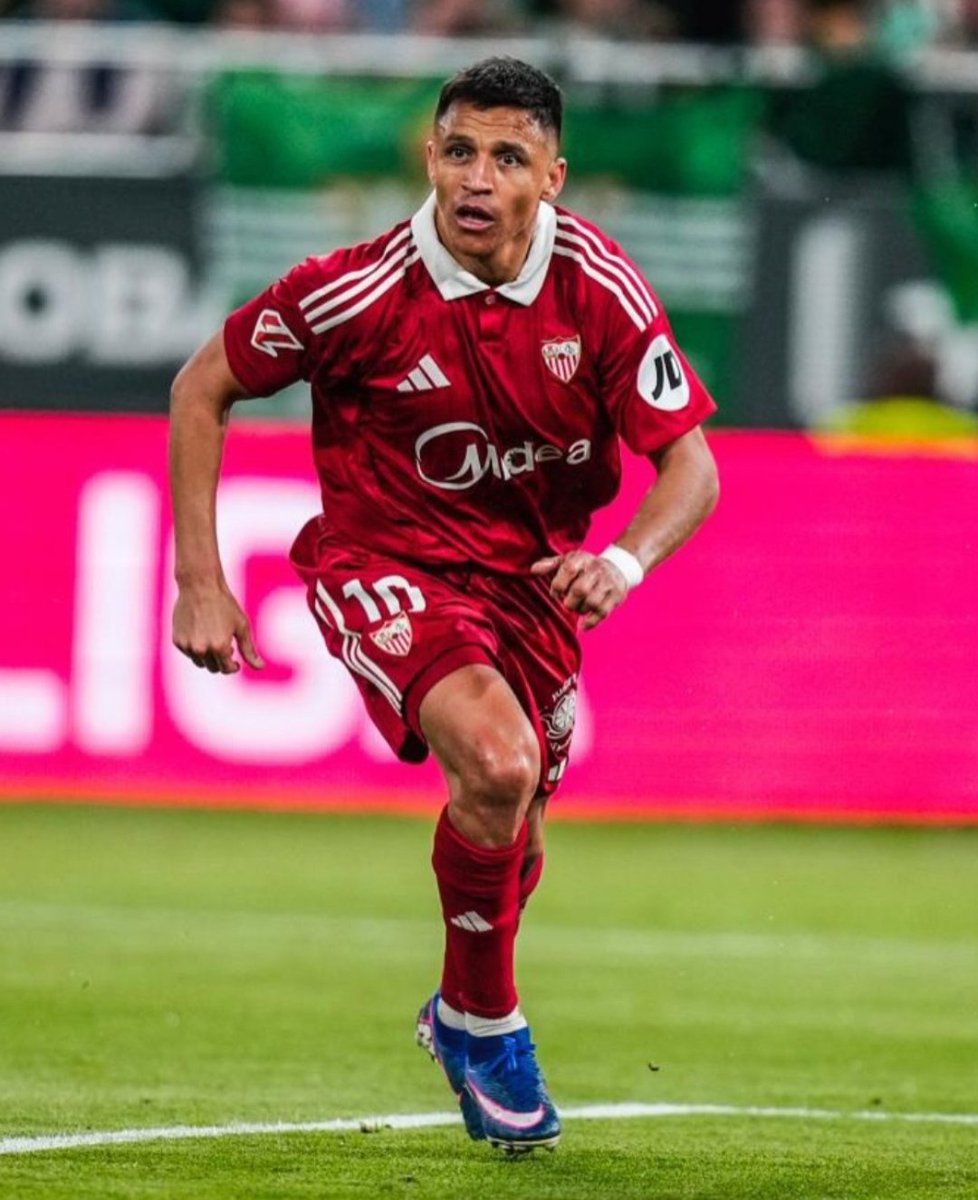 por cierto, dedícale otro tweet va. Eres nuestro talismán!!!