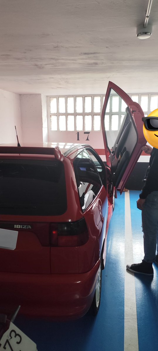 RubnNistal's tweet image. Planning sin fisuras: presentarme el sábado noche en el típico botellón poligonero de turno o parking del Pacha, cortando inyección y con las puertas parriba
Ligo fijo!!!, las tengo hechisimas bro!!!😎😎😎
Siempre y cuando no me espere a la salida @Robocop_GCivil todo irá bien!!!