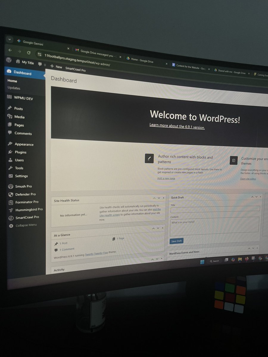Kicking off the month an exciting project💼

New structure, better flow and stronger presence - that was the client's requirement. 

Let's start cooking! 🧑‍🍳 🚀