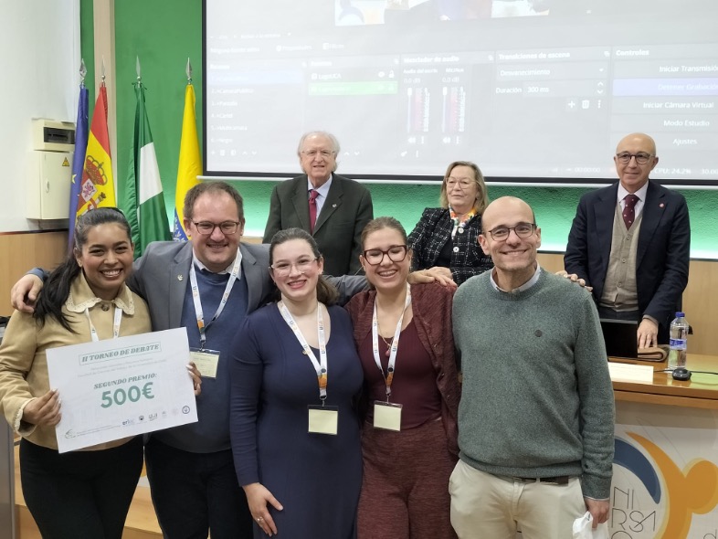 univcadiz's tweet photo. 🥇 La Universitat Jaume I se ha proclamado ganadora del II Torneo Nacional de Debate celebrado en la Universidad de Cádiz. ¡Enhorabuena! El podio lo completan la Universidad de Cádiz, con un segundo puesto muy disputado, y la Universidad Carlos III de Madrid, en tercera posición. https://t.co/uchXPCnjo3