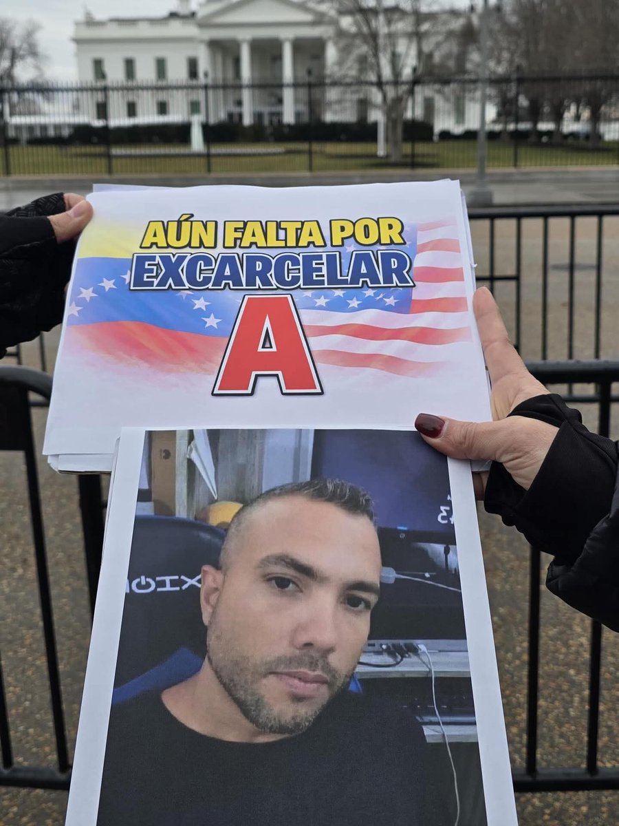 <a href="/AlexisFRamosP/">@AlexisFRamosC</a> <a href="/movinotinto/">Movimiento Vinotinto</a> <a href="/Fredyandradea/">Fredy Andrade Alvarado</a> <a href="/Grace_LucenaR/">Grace Lucena</a> <a href="/feea26/">Felix Ereu</a> <a href="/CaleidoHumano/">Caleidoscopio Humano</a> <a href="/marinoalvarado/">Marino Alvarado B</a> <a href="/alcidesprez132/">@alcidesprez13</a> <a href="/DBonyuet/">Bonyuet</a> <a href="/ElInformadorVE/">El Informador Venezuela 🌎</a> <a href="/freddyzur/">freddyzur</a>