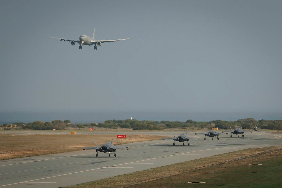 Naval Forces Tracker tweet media