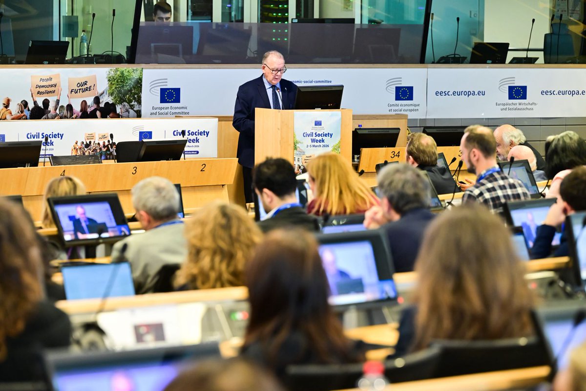 EESC_President's tweet photo. #CivSocWeek is open around the theme "People, Democracy, Resilience – Our Future."

With @k_zappone, we welcomed participants to 4 days of dialogue feeding into @EU_EESC work and EU policymaking.

Civil society is essential to European democracy and our shared prosperity. https://t.co/WyeEVYoK5D