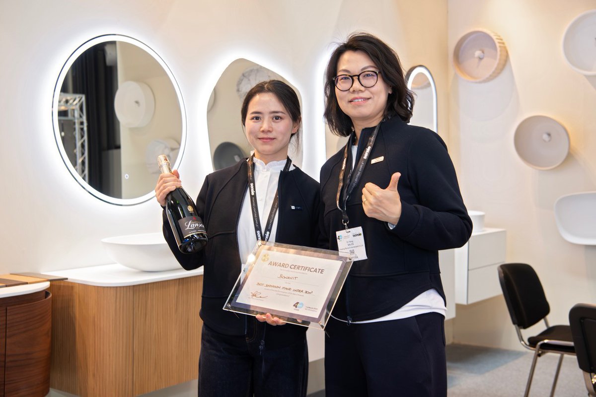 kbb_birmingham's tweet photo. π The Stand Awards winners are in!
β¨ Best Bathroom Stand (Over 30sqm) β @CaPietra
β¨ Best Bathroom Stand (Under 30sqm) β Bonavit
β¨ Best Kitchen Stand (Under 30sqm) β Daniel George
β¨ Best Kitchen Stand (Over 30sqm) β @rotpunktuk
#kbbBirmingham #StandAwards #KBBIndustry https://t.co/2TdBkO15yY
