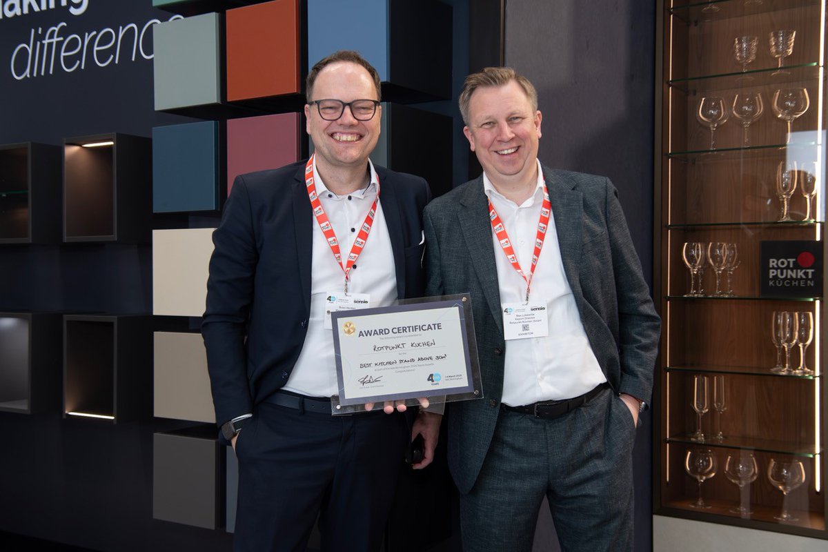 kbb_birmingham's tweet photo. π The Stand Awards winners are in!
β¨ Best Bathroom Stand (Over 30sqm) β @CaPietra
β¨ Best Bathroom Stand (Under 30sqm) β Bonavit
β¨ Best Kitchen Stand (Under 30sqm) β Daniel George
β¨ Best Kitchen Stand (Over 30sqm) β @rotpunktuk
#kbbBirmingham #StandAwards #KBBIndustry https://t.co/2TdBkO15yY