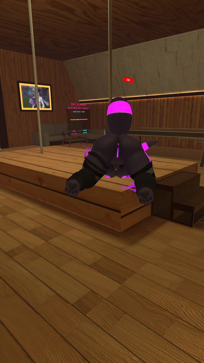 “Found a new fun place~”