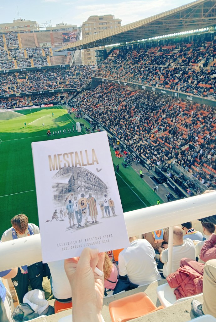 Garbellar aigua 🦇 tweet media