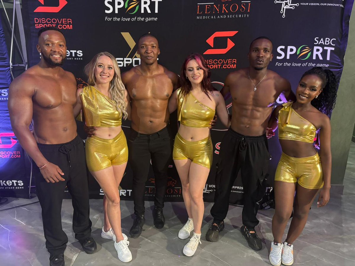 Black door studio International tweet media