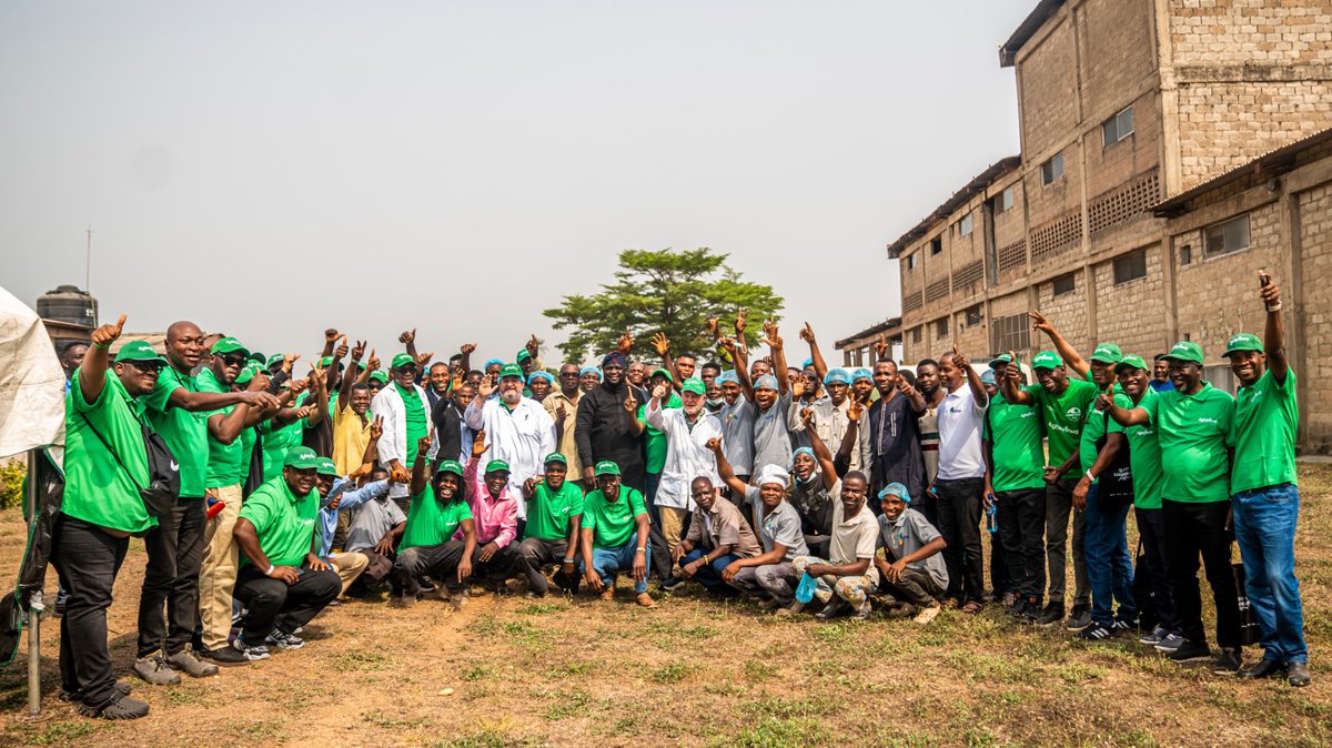 MatnaLimited's tweet photo. #Throwback to the @CavistaHoldings 2026 Leadership Retreat. Ahead of our integration announcement, Matna welcomed leaders to our factory, shared how we produce high-quality cassava starch, and hosted a townhall for open dialogue and alignment.
#Matna #CavistaholdingsRetreat https://t.co/z52ViYigNR