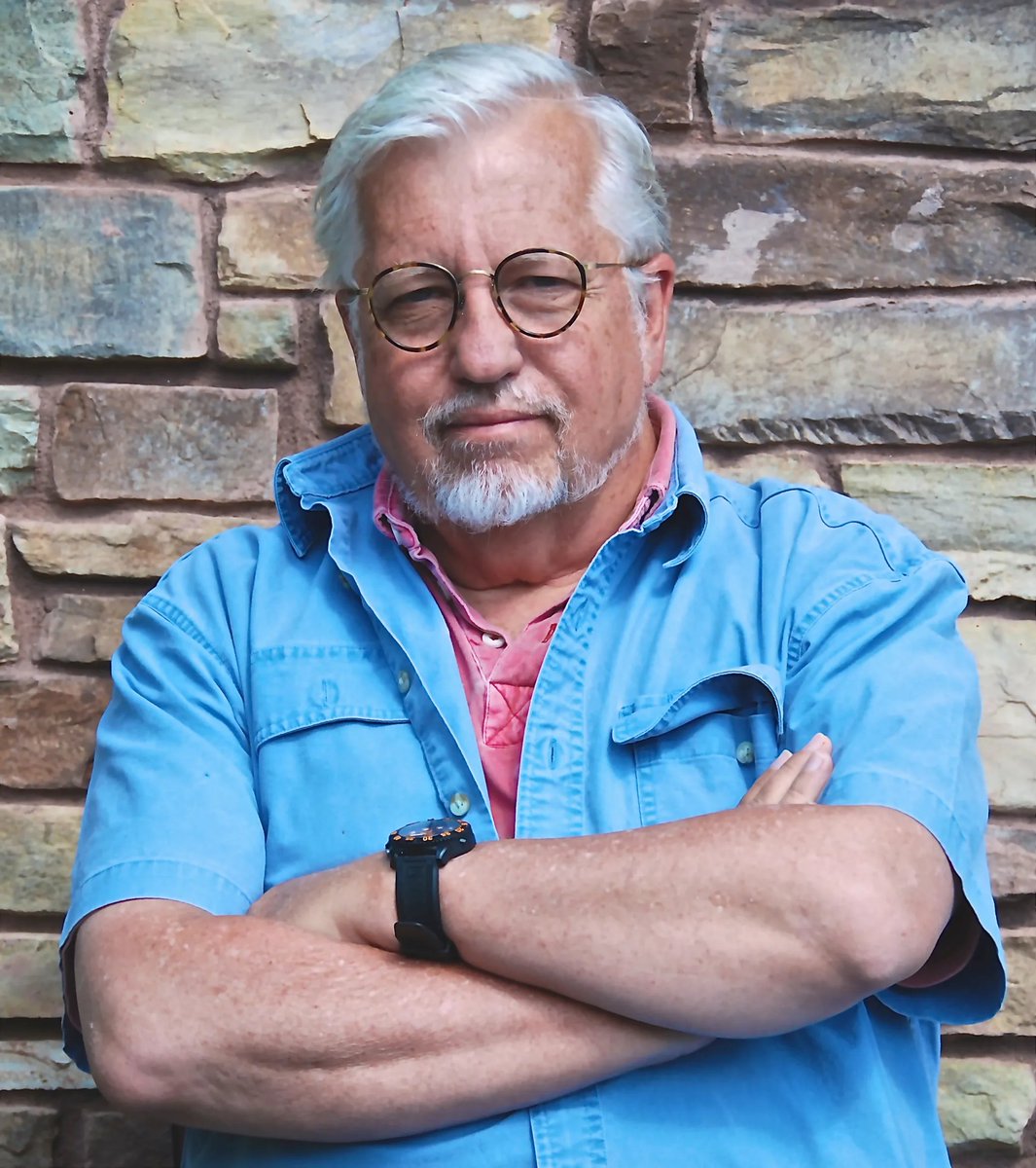 Meilleurs livres de Dan Simmons (1948-2026) à lire absolument !✨📚✍📖

Lire l'article👉urlr.me/WnSzyx

#cuturadvisor #culture #dansimmons #livres #lire #lecture #auteur #sciencefiction #meilleurslivres #ALireAbsolument #ecrivain #RIP #romans #litterature #horreur