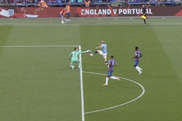 Craig Ellis tweet media